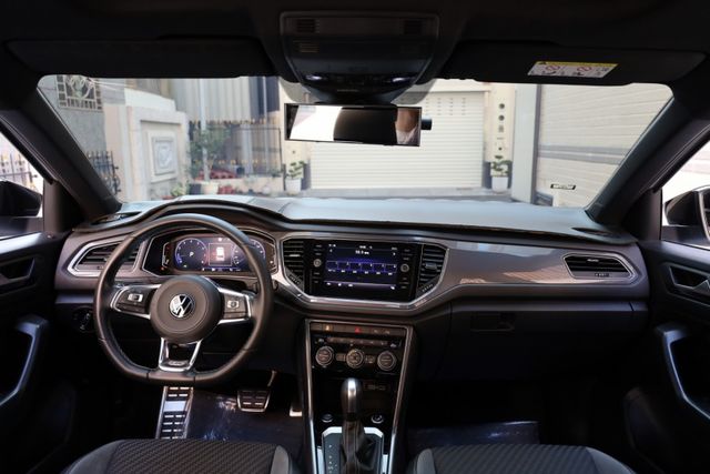 330 TSI R-Line Performance 一手車 跑七萬 原廠保養 里程保證  第13張相片