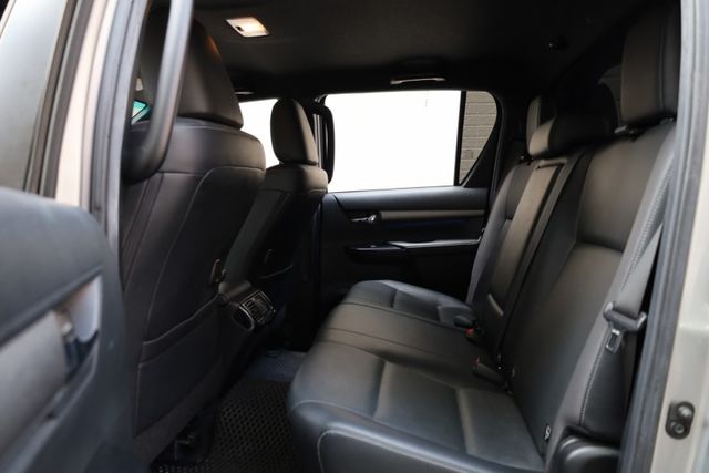 2.8 原鈑件 跑七萬二 無泡水 無事故 原廠保養 里程保證  第9張相片