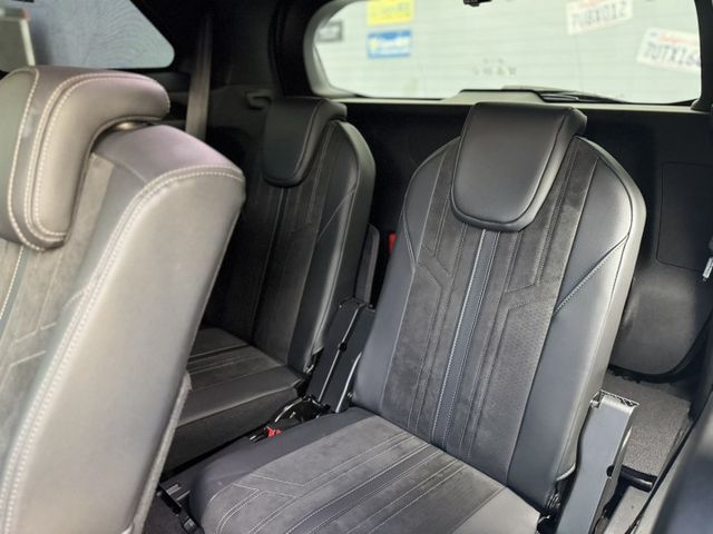 2022年式 新款GT版本 7人座 一手工程師用車 原鈑件 跑六萬四 定期保養 里程保證 全車滿配  第6張相片