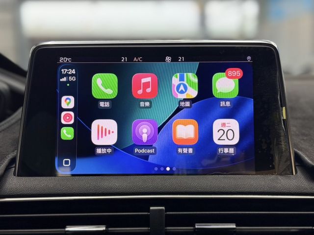 2022年式 新款GT版本 7人座 一手工程師用車 原鈑件 跑六萬四 定期保養 里程保證 全車滿配  第14張相片