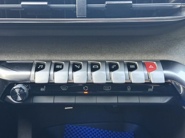 2022年式 新款GT版本 7人座 一手工程師用車 原鈑件 跑六萬四 定期保養 里程保證 全車滿配  第15張相片