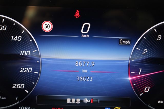 台灣一手 原鈑件 跑三萬八公里 定期保養 里程保證  第16張相片