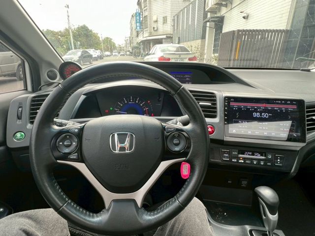 VTi-S 一手車 原鈑件 跑十四萬 里程保證 定期保養  第7張相片