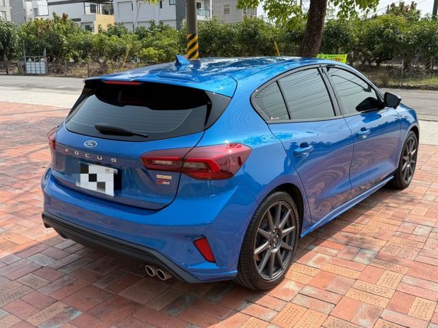 ST-Line Vignale 一手車 原鈑件 原廠保養 里程保證 加購3加3原廠全方位保固 新車保固中  第3張相片