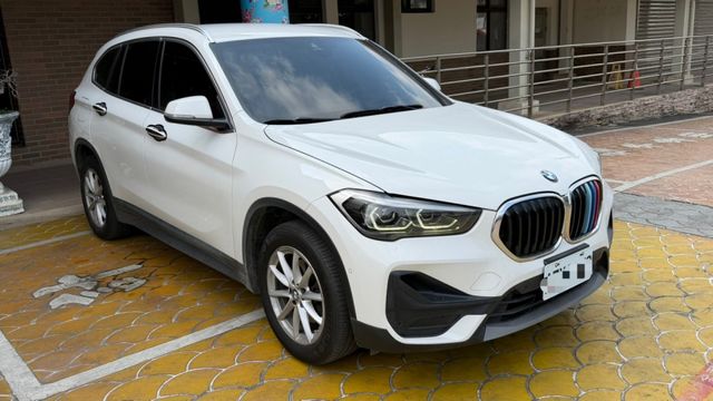 2020年式 僅跑七萬 定期保養 里程保證 跟車系統 車道偏移 M版方向盤 Carplay  第2張相片