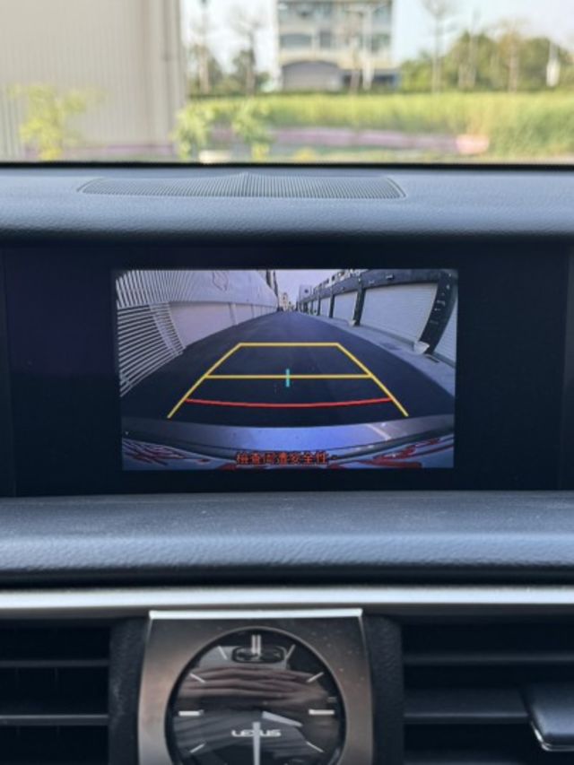 2019年式 F Sport版 一手車 原鈑件 定期保養 里程保證 有IKEY 盲點 電動記憶座椅  第7張相片