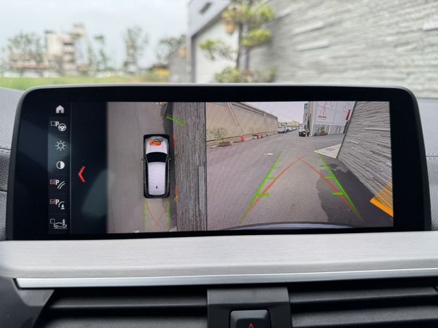 2019年式 xDrive30i豪華運動版 原鈑件 定期保養 里程保證 有5AT智慧跟車 IKEY 環景  第9張相片