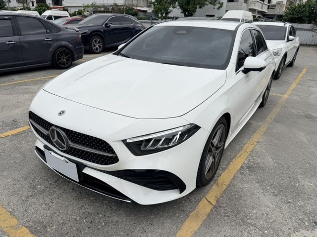 AMG 一手車 總代理 小改款 原廠保養 新車保固中 有23P AMG空力套件 盲點 環景  第1張相片