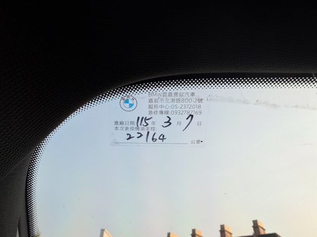 2025年式 520i Touring M Sport 僅跑兩萬六 一手車 原鈑件 原廠保養 里程保證 新車保固中  第12張相片