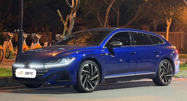 Arteon Shooting Brake 430 R-Line 一手車 原鈑件 跑3.3萬 新車保固中  第1張相片