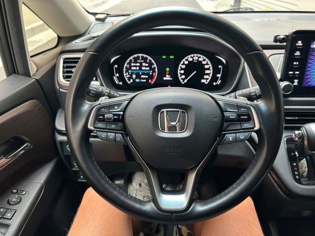 登峰版 七人座 原鈑件 跑六萬九 一手車 定期保養 里程保證 內外漂亮  第7張相片