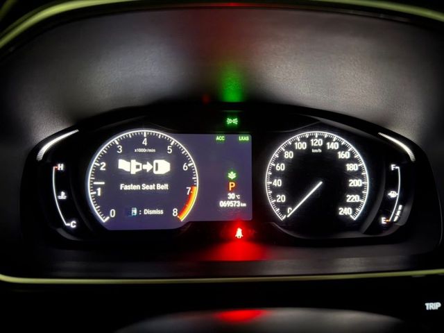 登峰版 七人座 原鈑件 跑六萬九 一手車 定期保養 里程保證 內外漂亮  第8張相片