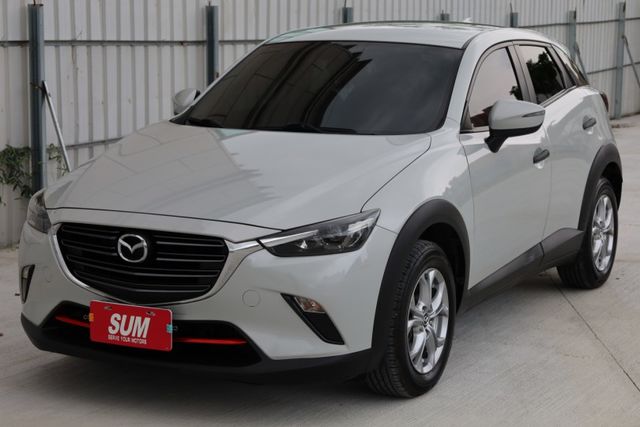 2.0 原鈑件 定期保養 里程保證 內外漂亮如新 有倒車影像 免鑰匙啟動  第2張相片