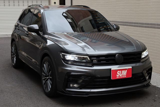 330TSI 頂級版 升級R-LINE套件 原版件 僅跑8萬公里 輪胎9成新 車主極度愛車  第4張相片