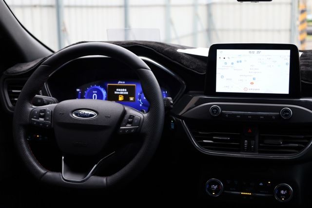 EcoBoost ST-Line AWD一手車 原鈑件 原廠保養 里程保證  第14張相片