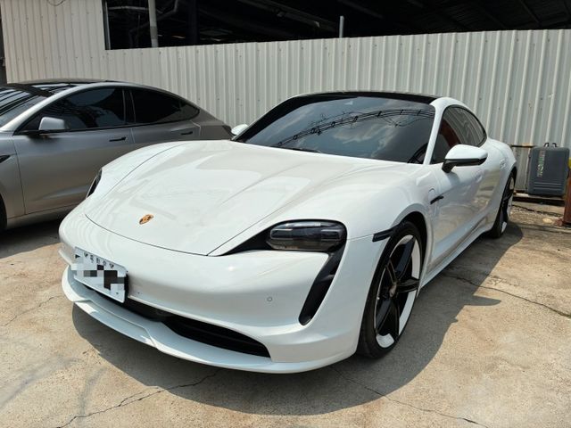 無事故 無泡水 原廠保養 里程保證 內外漂亮 360環景 盲點偵測 選配63萬  第1張相片