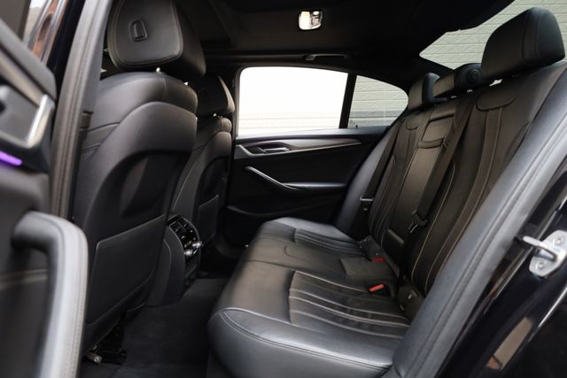 M Sport 無事故 無泡水 定期保養 里程保證 已認證  第9張相片