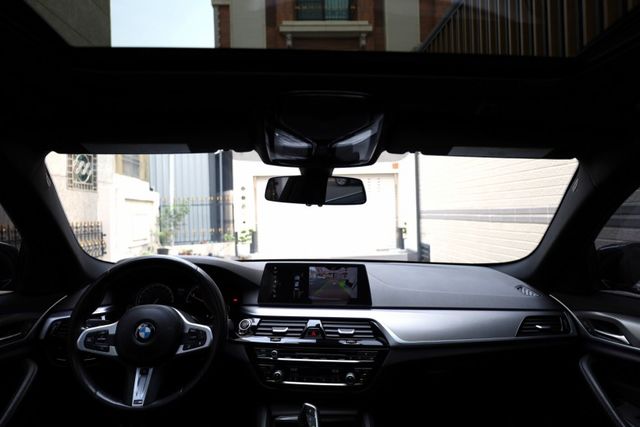 M Sport 無事故 無泡水 定期保養 里程保證 已認證  第13張相片