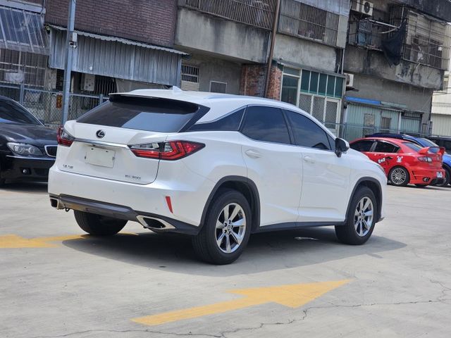 豪華版 原鈑件 僅跑四萬一 原廠保養 里程保證  第5張相片