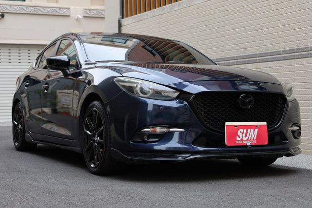 4D 2.0尊榮安全版 無事故 無泡水 原廠保養 里程保證 IKEY 定速 抬頭顯示器  第3張相片