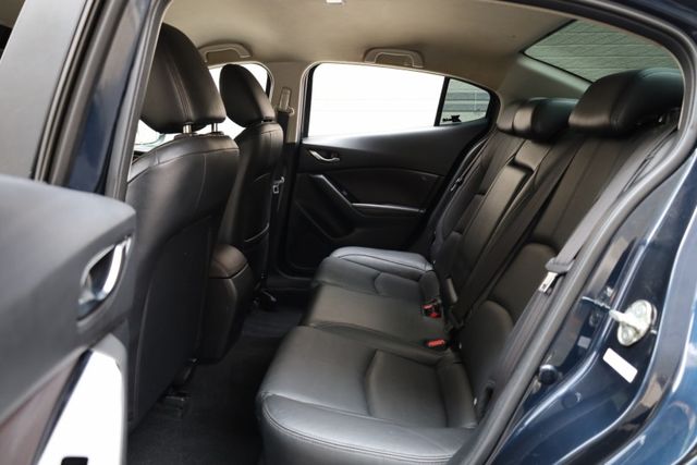 4D 2.0尊榮安全版 無事故 無泡水 原廠保養 里程保證 IKEY 定速 抬頭顯示器  第9張相片