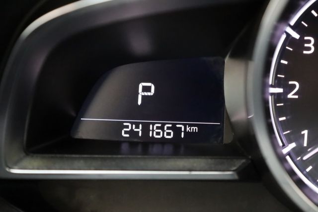 4D 2.0尊榮安全版 無事故 無泡水 原廠保養 里程保證 IKEY 定速 抬頭顯示器  第17張相片