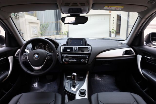 2016年式 原鈑件 僅跑九萬 定期保養 里程保證 車況健康  第12張相片