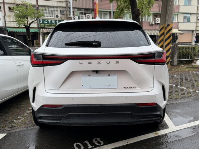 豪華版 原鈑件 原廠保養 里程保證 新車保固中 ACC IKEY 選配360環景  第3張相片