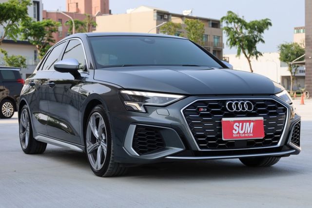 S3 Sportback 一手車 原鈑件 原廠保養 里程保證 內外漂亮如新  第3張相片