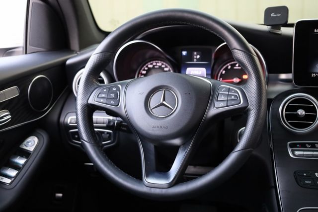 4MATIC AMG 原鈑件 定期保養 里程保證 AMG內外套件 AMG鋁圈 IKEY 盲點 360環景  第15張相片