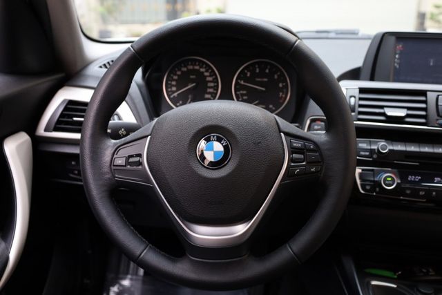 2016年式 原鈑件 僅跑九萬 定期保養 里程保證 車況健康  第14張相片
