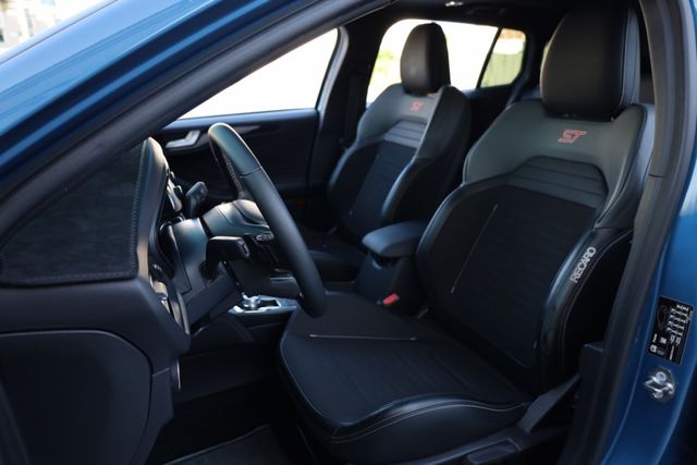 2021年式Ford Focus Wagon ST 一手車 原鈑件 跑九萬四 原廠保養 里程保證  第10張相片