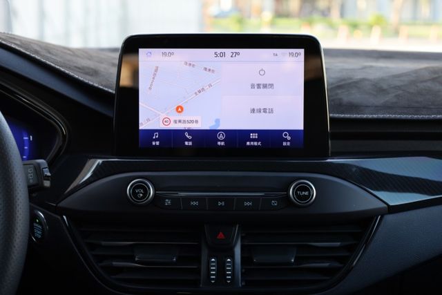 2021年式Ford Focus Wagon ST 一手車 原鈑件 跑九萬四 原廠保養 里程保證  第16張相片