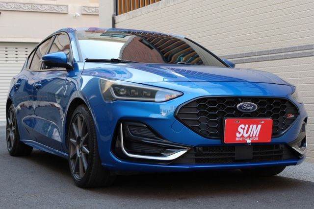 ST-Line Vignale 一手車 原鈑件 原廠保養 里程保證 加購3加3原廠全方位保固 新車保固中  第4張相片
