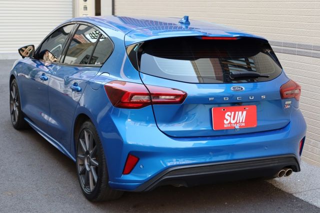 ST-Line Vignale 一手車 原鈑件 原廠保養 里程保證 加購3加3原廠全方位保固 新車保固中  第6張相片