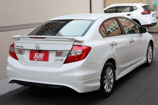 VTi-S 一手車 原鈑件 跑十四萬 里程保證 定期保養  第8張相片