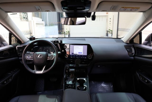 豪華版 原鈑件 原廠保養 里程保證 新車保固中 ACC IKEY 選配360環景  第12張相片