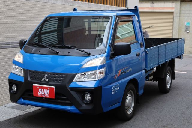 框式 自排 一手車 原鈑件 跑一萬六 新車保固中  第2張相片