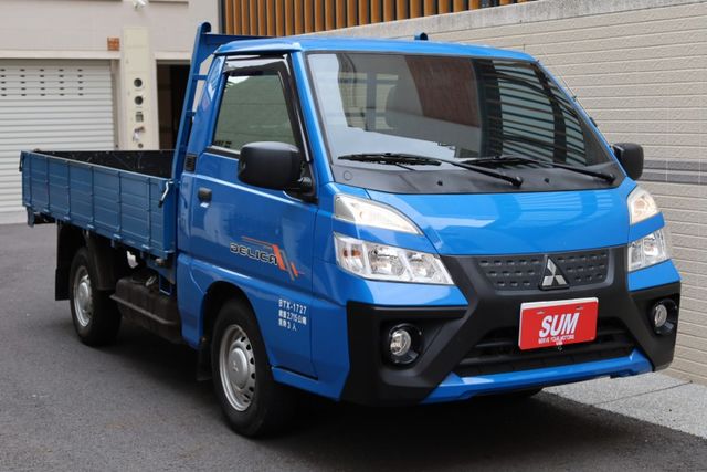 框式 自排 一手車 原鈑件 跑一萬六 新車保固中  第3張相片