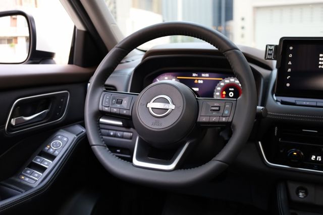 e-POWER 一手車 原鈑件 原廠保養 里程保證 新車保固中 ACC IKEY摸門 環景 全景天窗  第15張相片