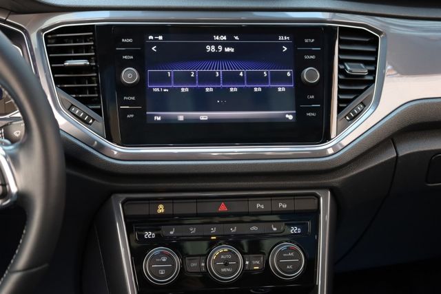 330 TSI R-Line Performance 一手車 跑七萬 原廠保養 里程保證  第16張相片