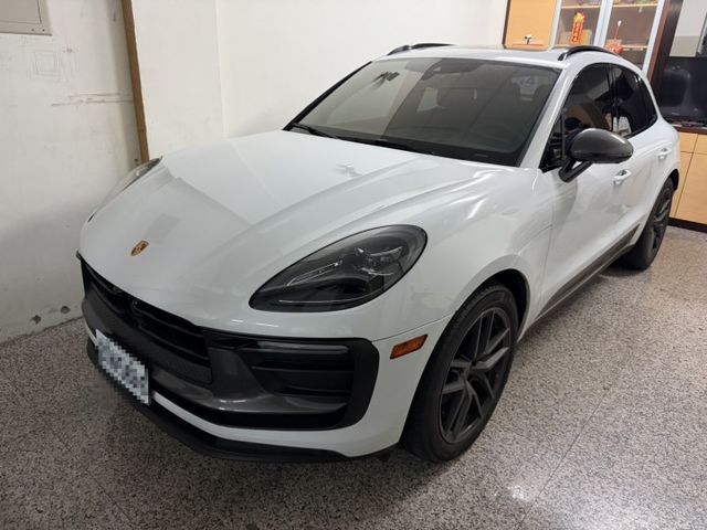 2.0T 僅跑兩萬七 原版件 原廠保養 里程保證 全景天窗 ACC跟車 跑計 BOSE音響  第1張相片