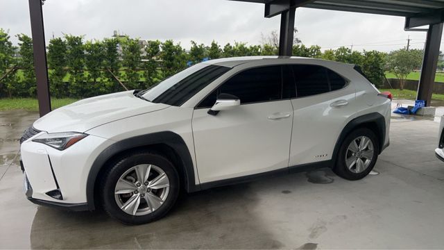 豪華版 一手車 原鈑件 定期保養 里程保證 IKEY摸門 ACC跟車 盲點 電熱椅 電動椅  第1張相片