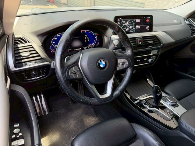 xDrive20i運動版 無泡水 無事故 定期保養 里程保證  HK音響 360環景  第8張相片