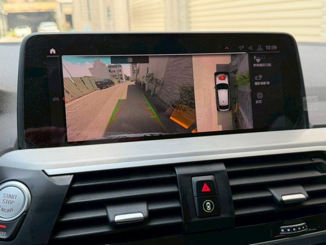 xDrive20i運動版 無泡水 無事故 定期保養 里程保證  HK音響 360環景  第13張相片