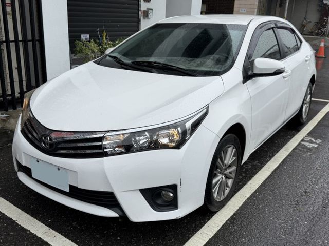 1.8經典版 一手車 無事故 無泡水 跑九萬四 定期保養 里程保證 定速 恆溫 電子手煞車  第1張相片