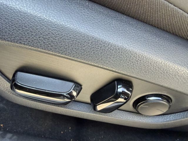 豪華版 一手車  無泡水 無事故 原廠保養 里程保證 新車保固中  第4張相片