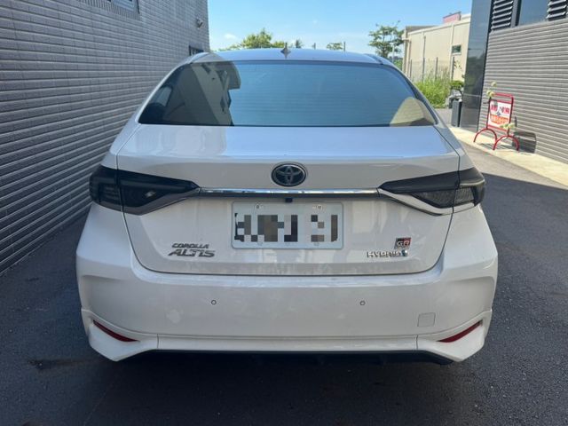 2022年式 Hybrid GR Sport 無泡水 無事故 定期保養 里程保證 ACC跟車 IKEY  第4張相片