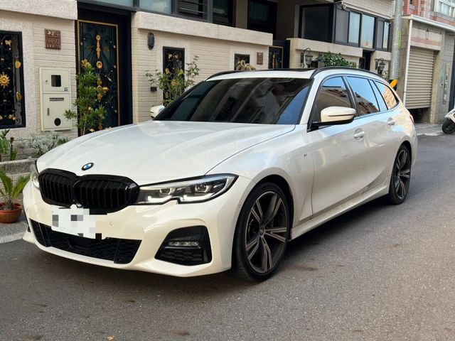 Touring 330i M Sport 總代理 原版件 定期保養 里程保證  第1張相片