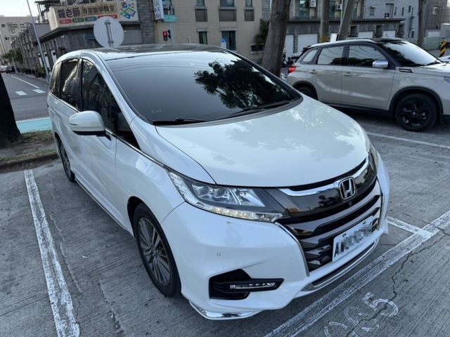 2.4 Apex七人座 Acc跟車 一手車 原鈑件 僅跑六萬六 原廠保養 里程保證  第1張相片